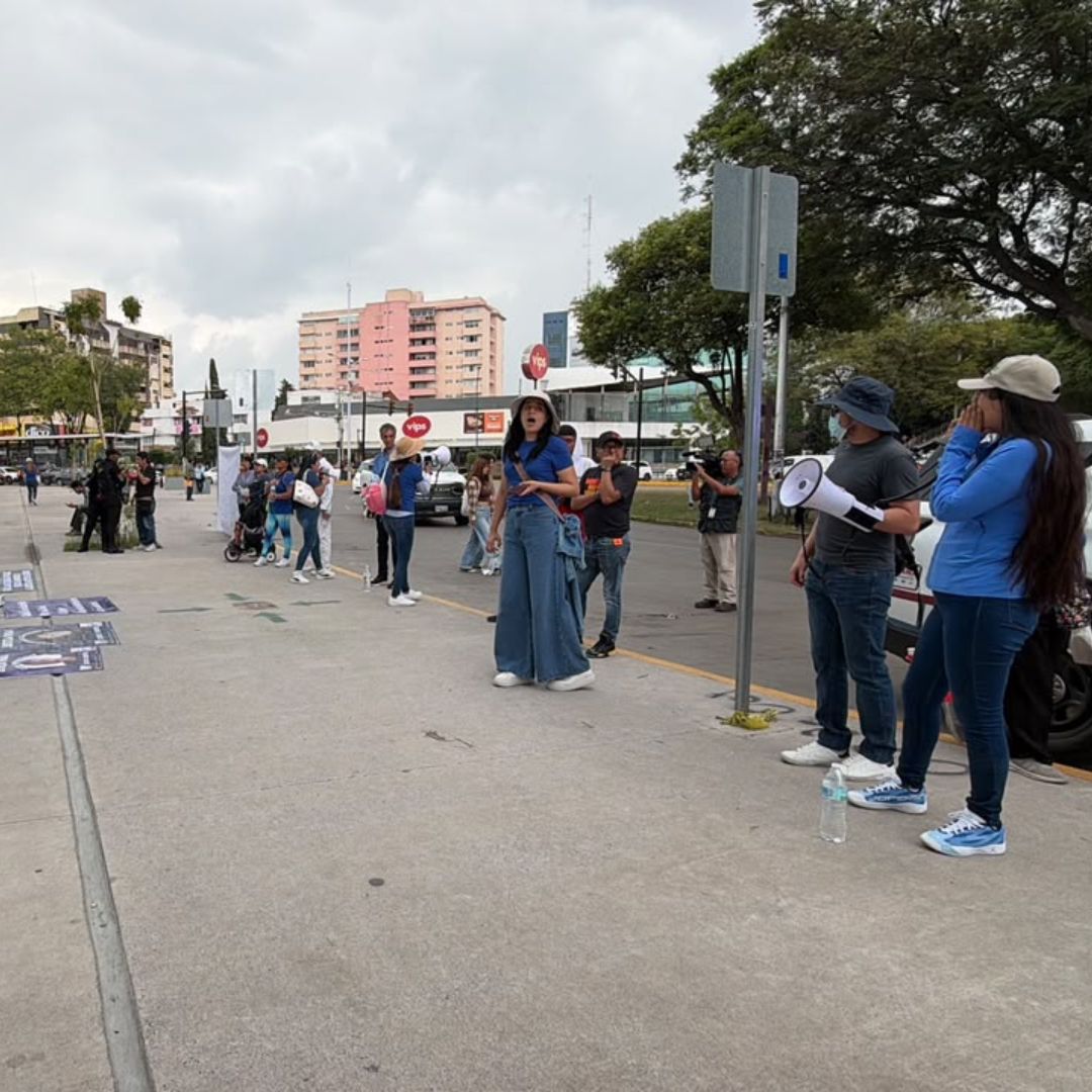 Marcha Colectivo Nacional Personas Inocentes Boulevard 5 de Mayo Puebla Denuncias Falsas