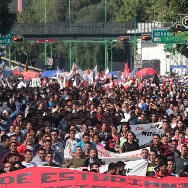Estudiantes de varias instituciones, entre ellas la UAM, marchan el 2 de octubre 2019 en CDMX. Foto: Cuartoscuro | Archivo