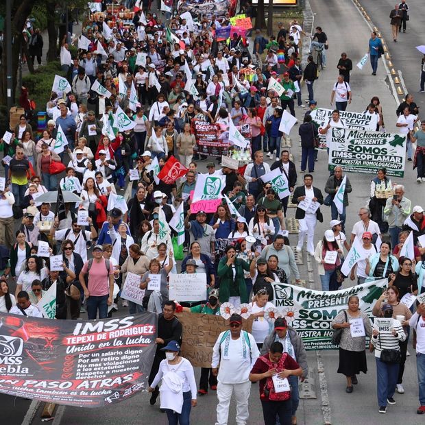 Marcha del IMSS en CDMX
