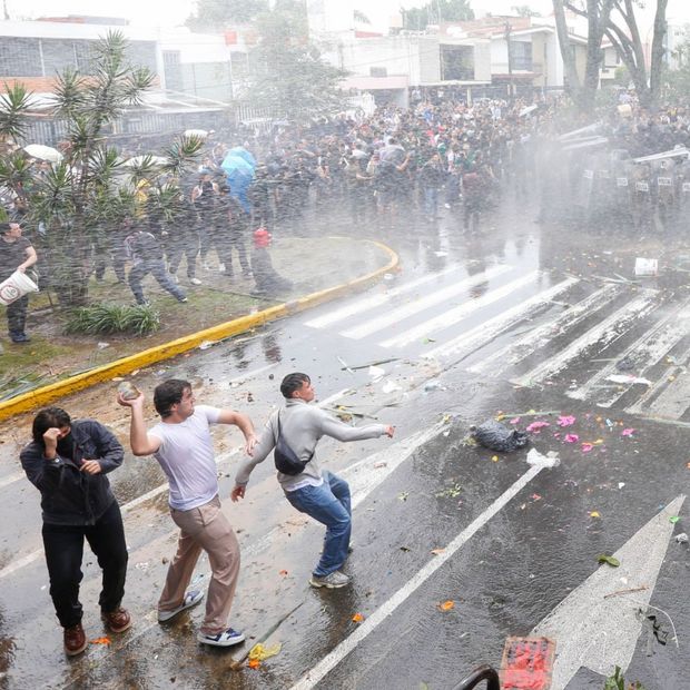 Pablo Lemus Reconoce Excesos Durante Manifestación por el Agua en Guadalajara