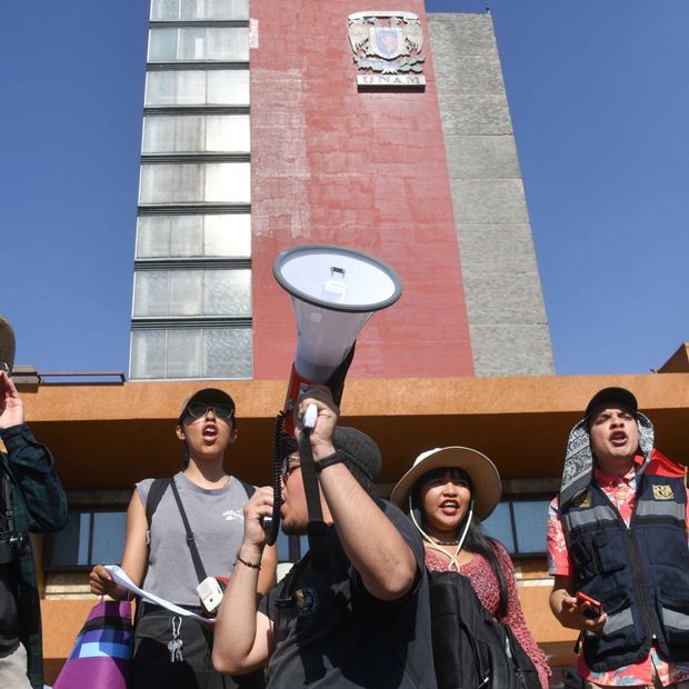 Estudiantes durante protesta en Ciudad Universitaria en abril 2025. Foto: Cuartoscuro | Archivo