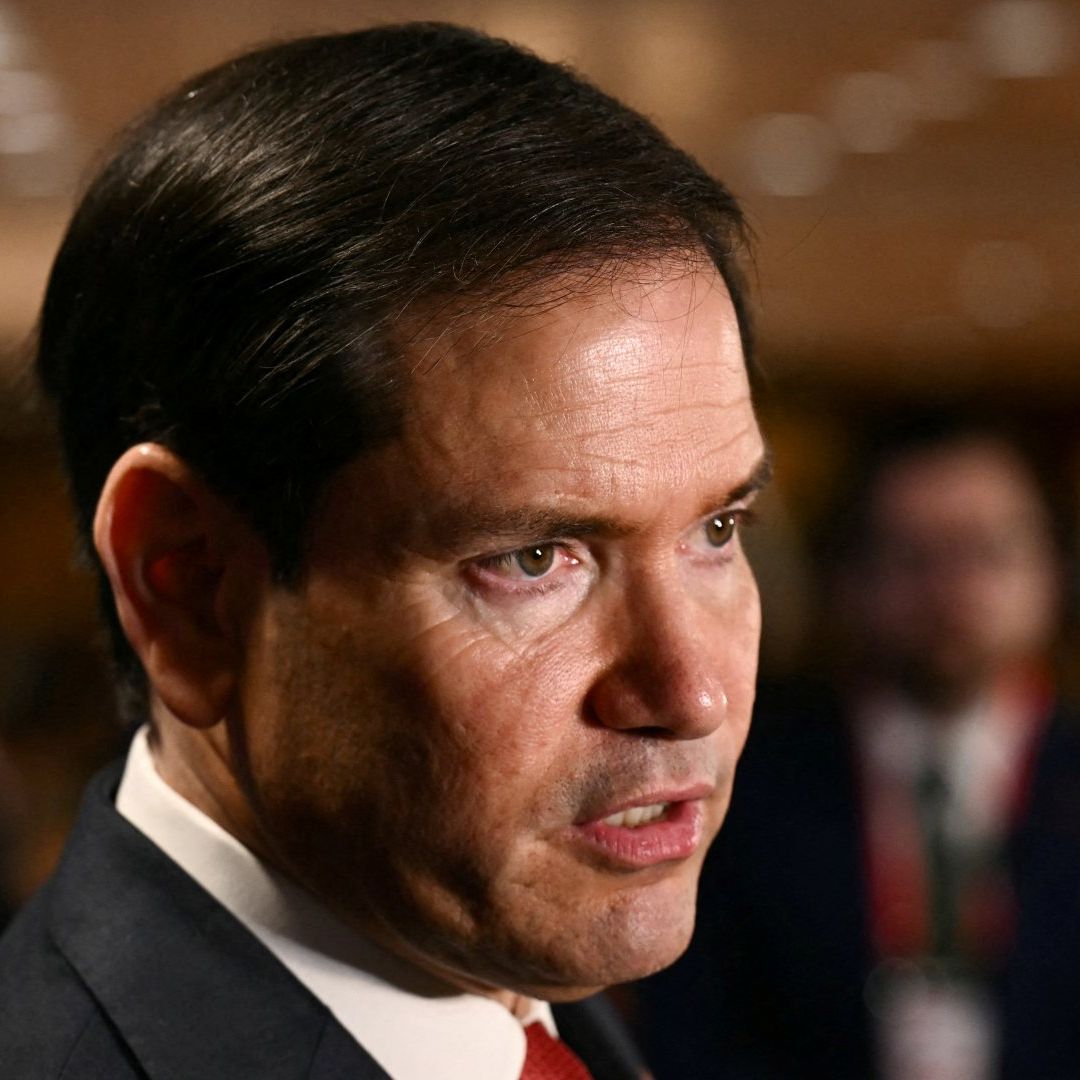 Marco Rubio habla con la prensa al margen reunión en Pasay, el 23 de julio de 2026. Foto: Pool vía Reuters