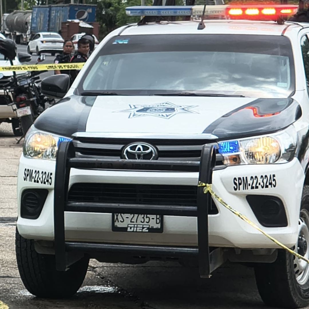 Sobre la carretera Transístmica, al sur del estado de Veracruz, un hombre fue asesinado a disparos. Los hechos ocurrieron a la altura de la colonia El Naranjito.