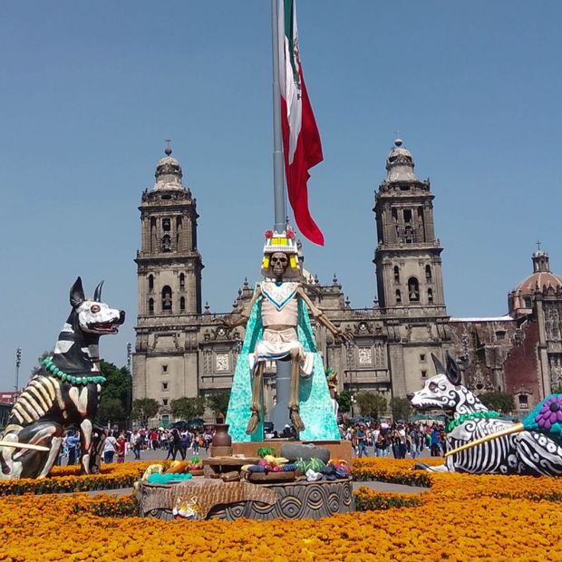 La Megaofrenda en el Zócalo de CDMX es uno de los eventos más importantes en Día de Muertos 2026