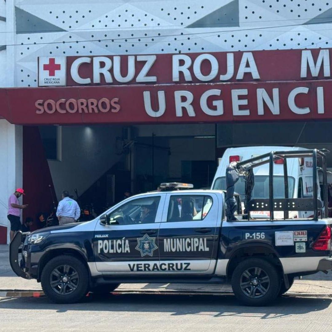 Movilización por fallecimiento de menor futbolista en Cruz Roja de Veracruz