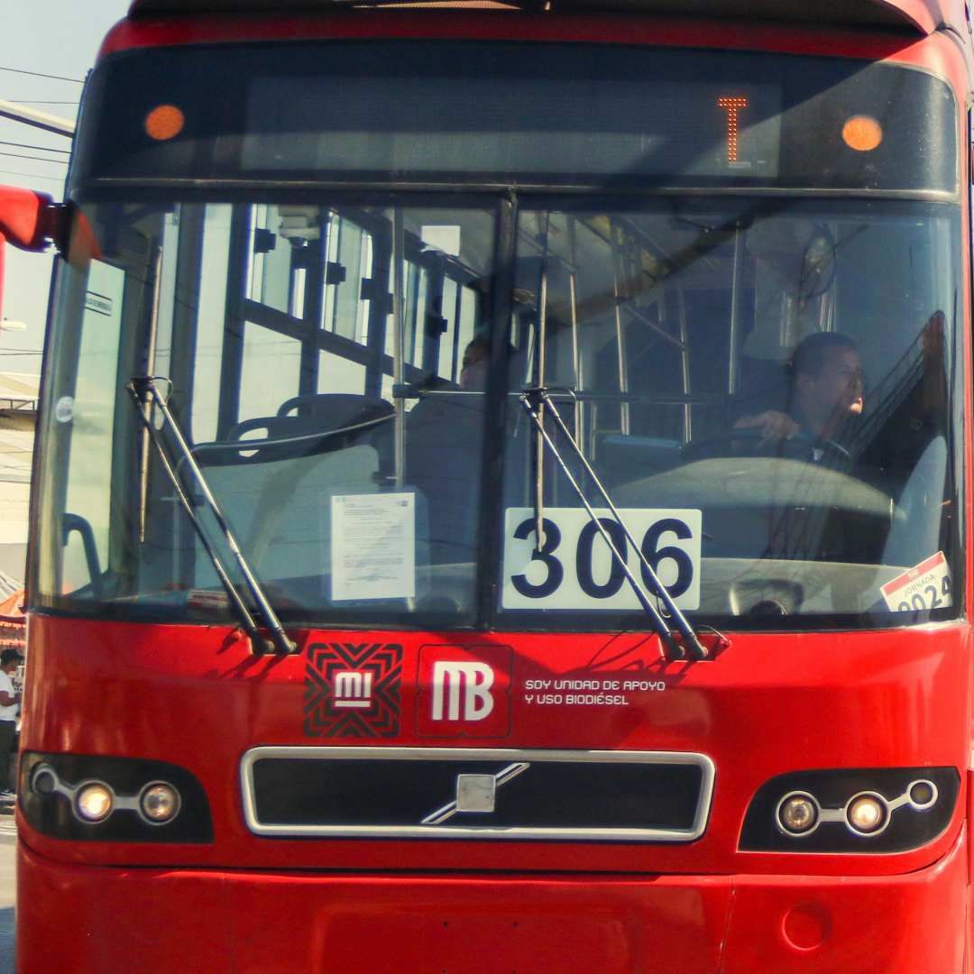 Metrobús de apoyo Línea 1