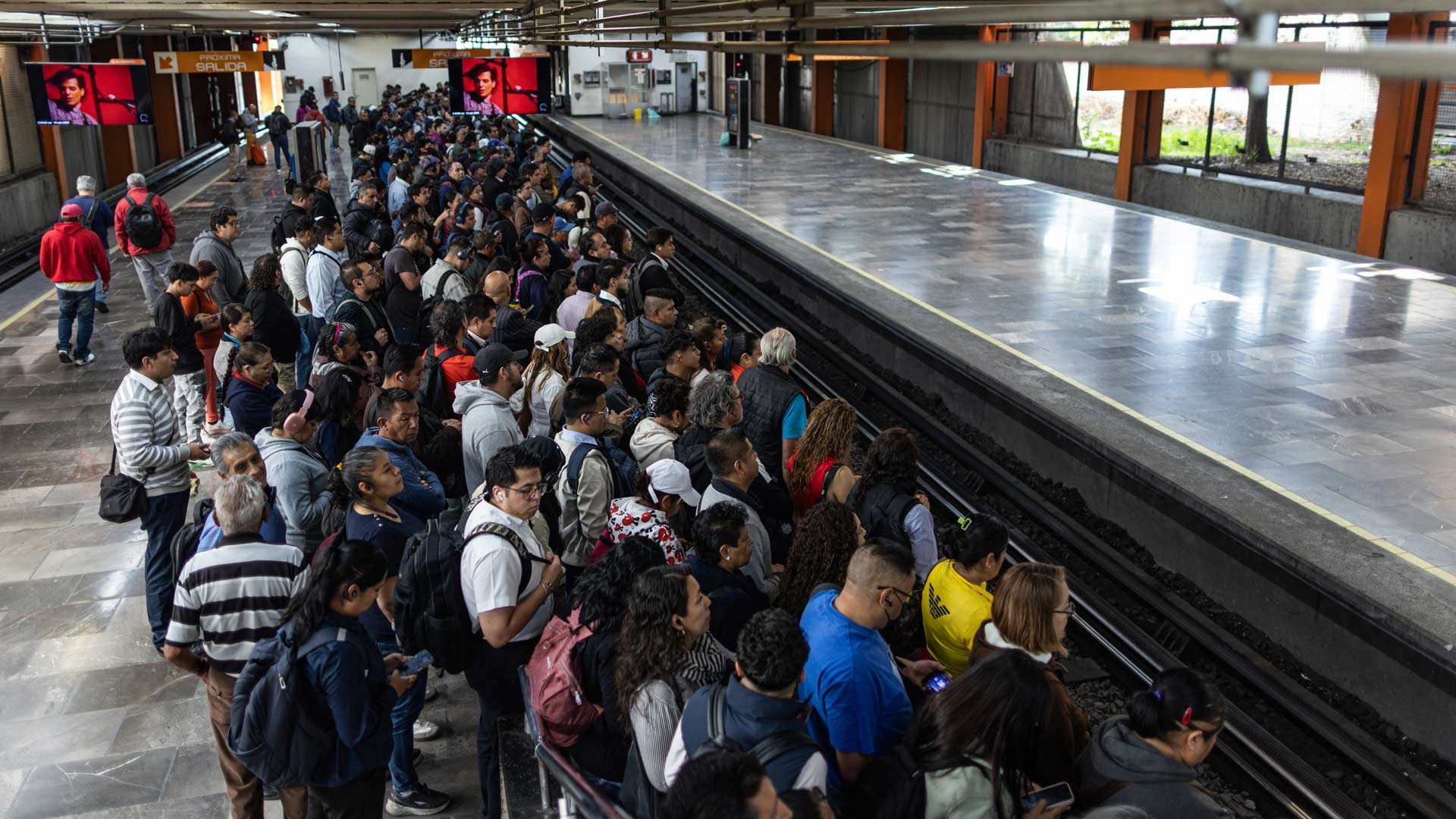 Metro CDMX Tendrá Horario Especial por México vs Chequia: ¿A Qué Cierran Estaciones?