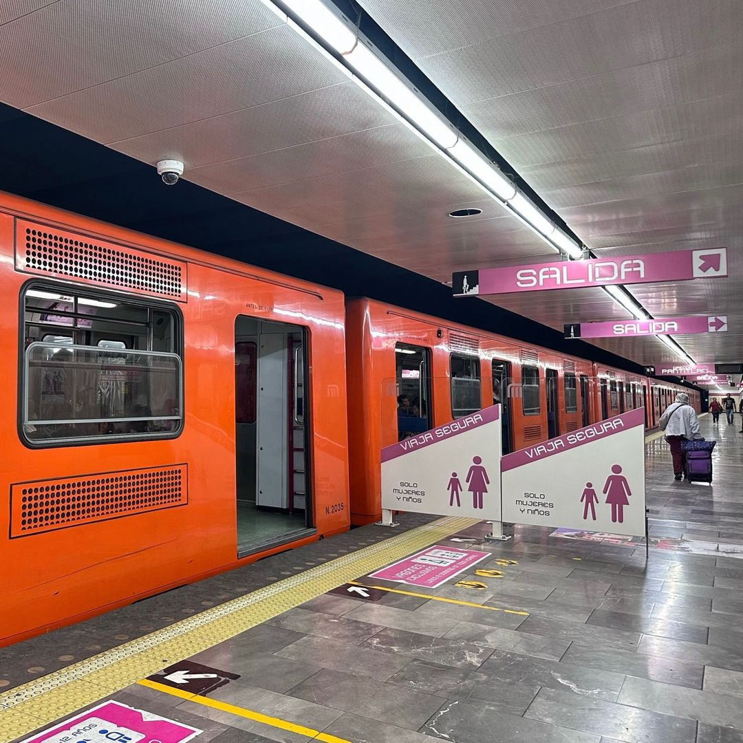 Vagón de la Línea 1 del Metro CDMX
