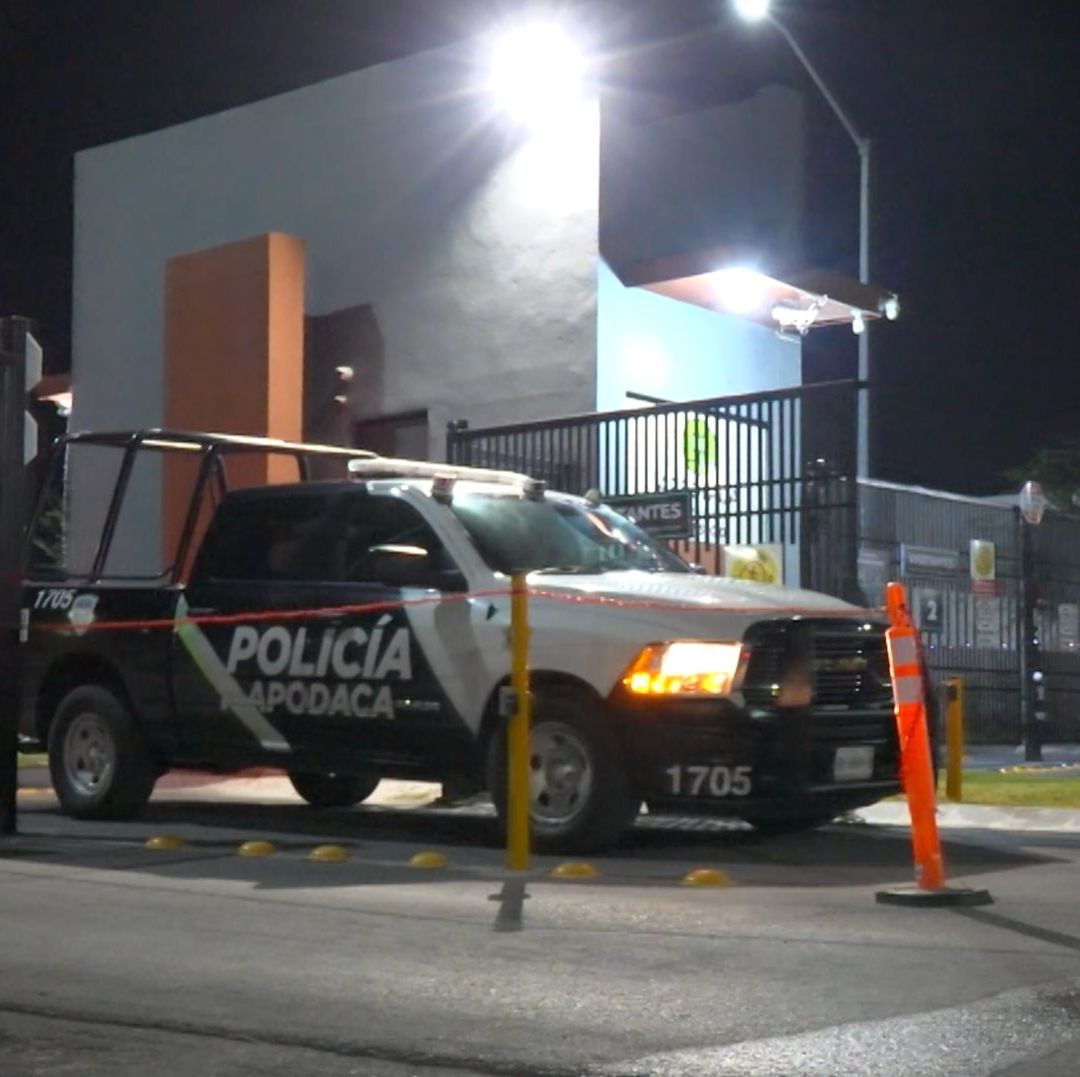 Policía de Apodaca en colonia donde encontraron a Mónica Briseth