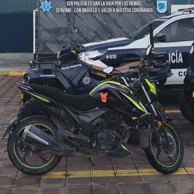 Motocicleta con reporte de robo recuperada en Coronango, Puebla.