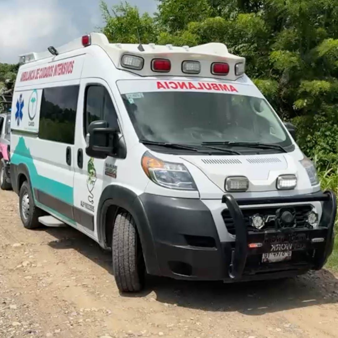 Pareja herida y atada encontrada en Tuxpan moviliza a policías y paramédicos
