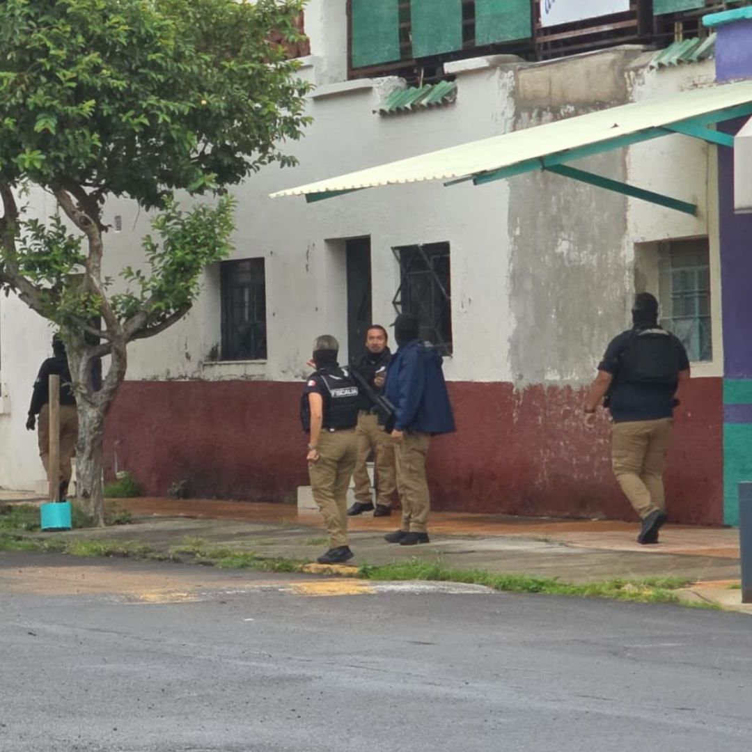 Catean anexo irregular en Guadalajara.