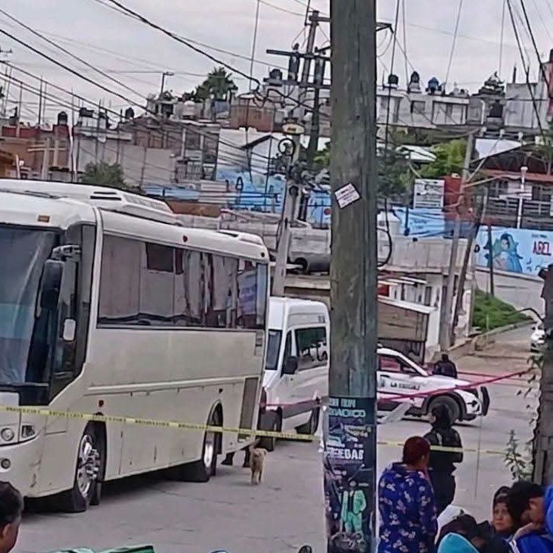 El hombre perdió la vida a bordo de la unidad turística.