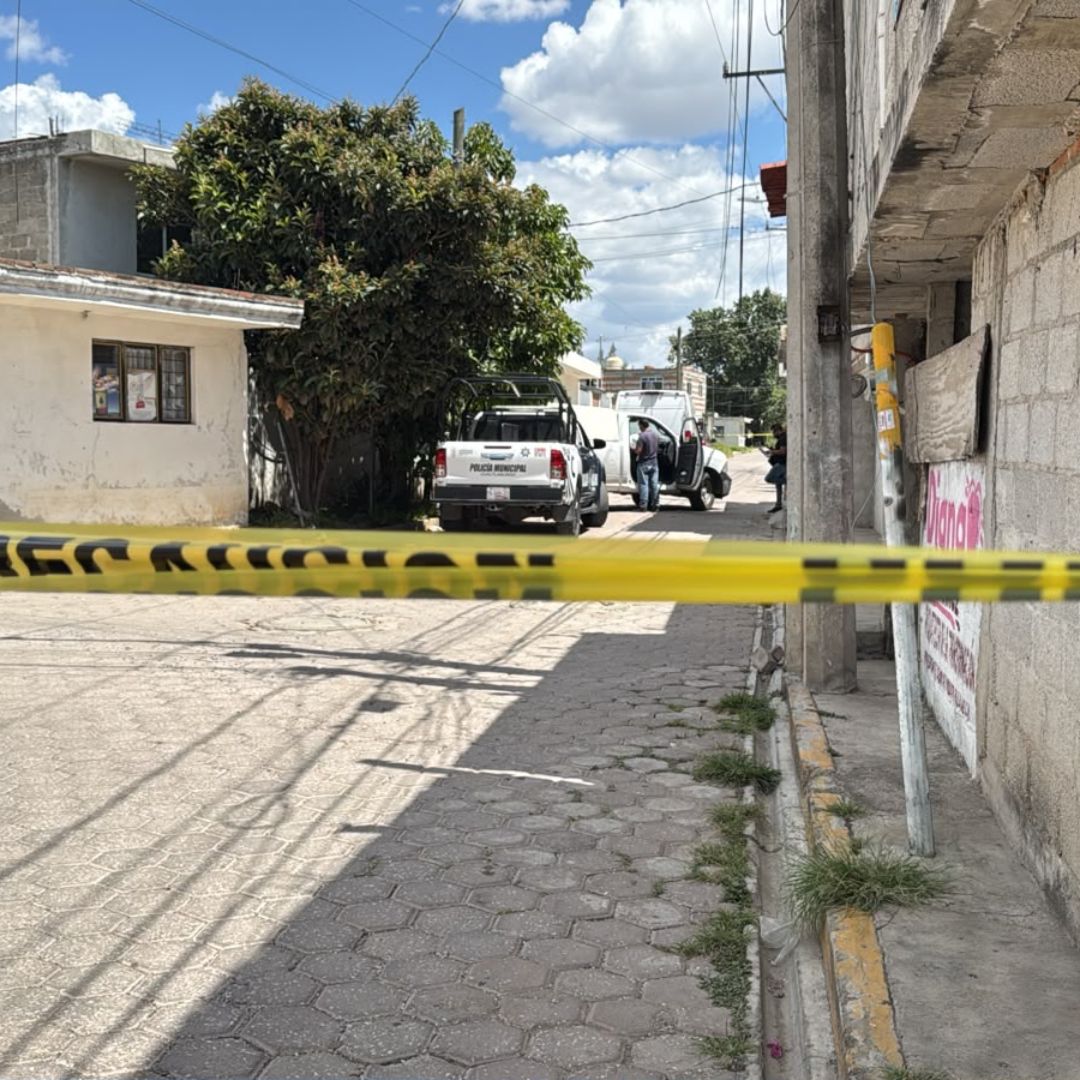 Hallazgo Persona Muerta Atada de Manos Calle Ejido Colonia Lázaro Cárdenas Cuautlancingo Puebla