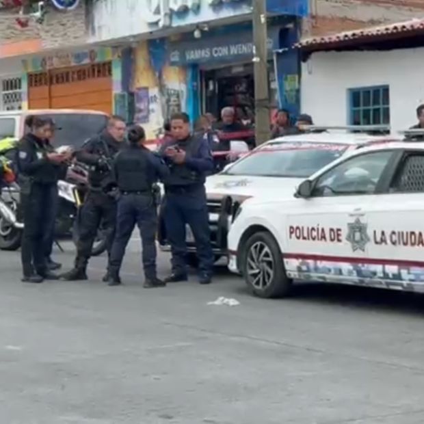 Asesinan a policía estatal en la colonia Tres Cerritos de Puebla.