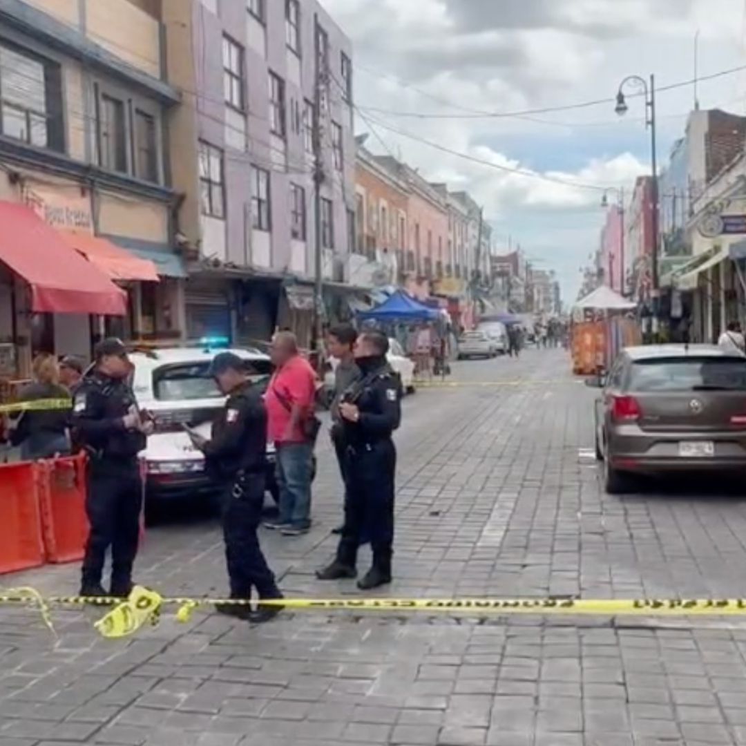 Policía Municipal acordonó la calle 3 Norte por la muerte de una persona.