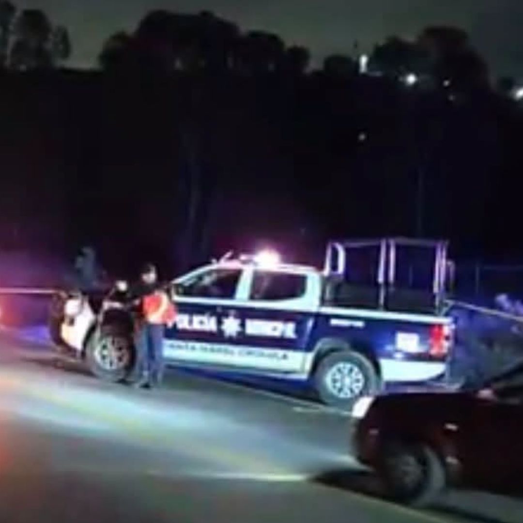 Motociclista muere tras accidente en la carretera Atlixco-Puebla.