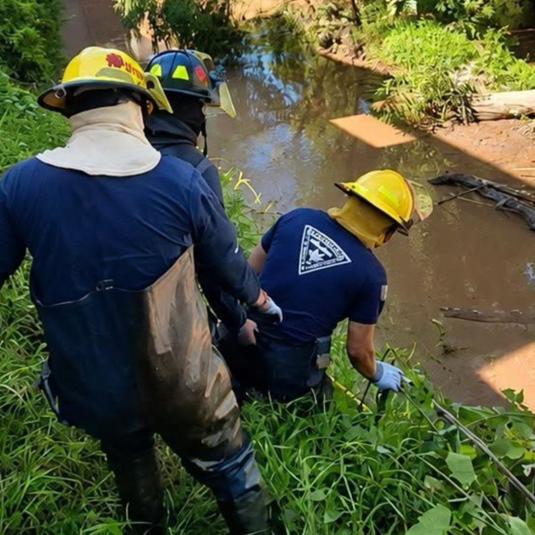 Muerto en el Río Atoyac en San Martín Texmelucan, Puebla.