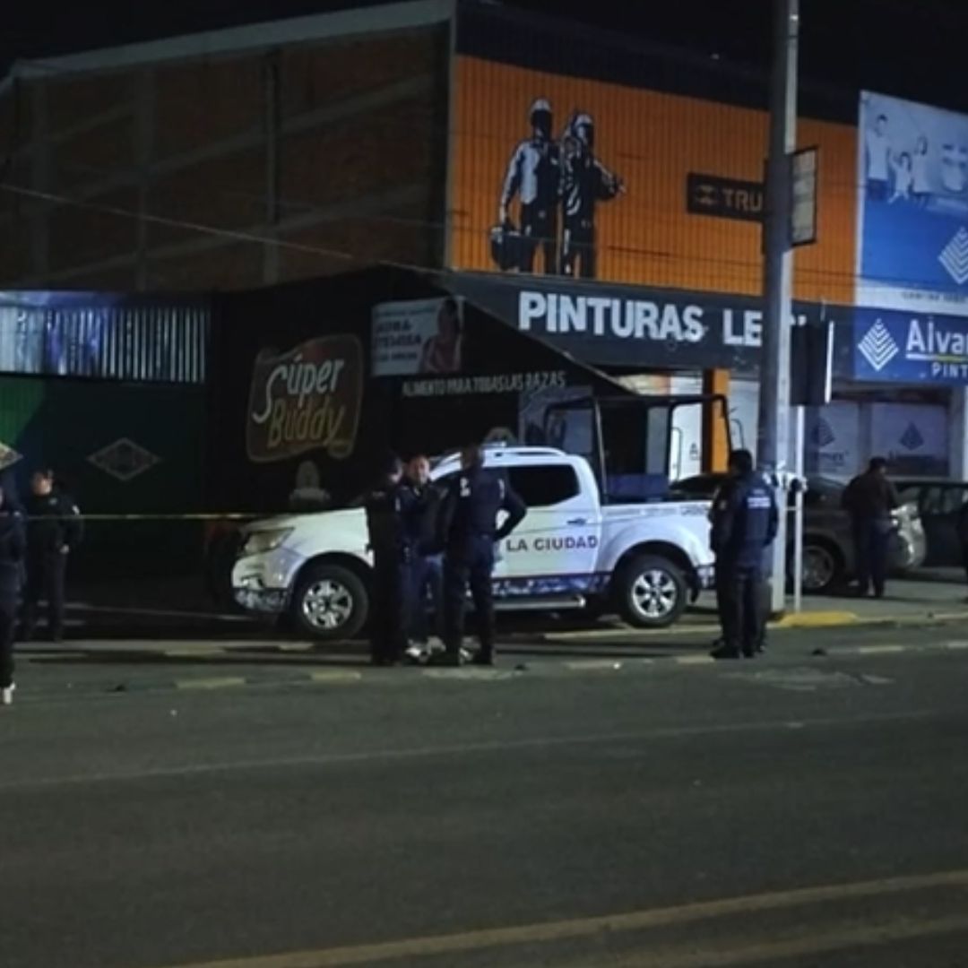 El cadáver fue levantado por el Semefo en calidad de desconocido.
