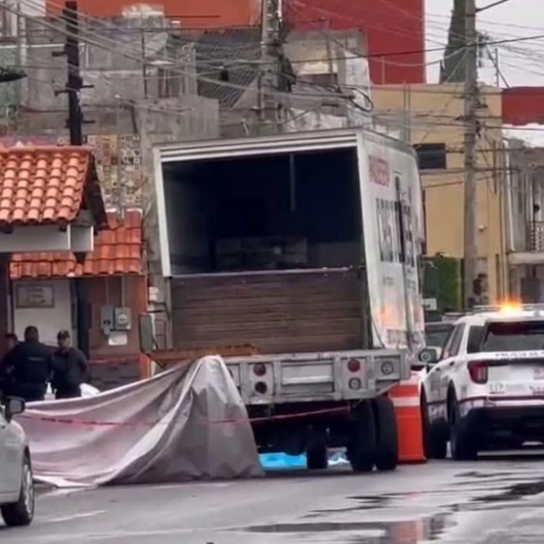 Muerto Trabajador Tarima Azulejos Calle 23 Poniente Colonia Santa Cruz Los Ángeles Puebla