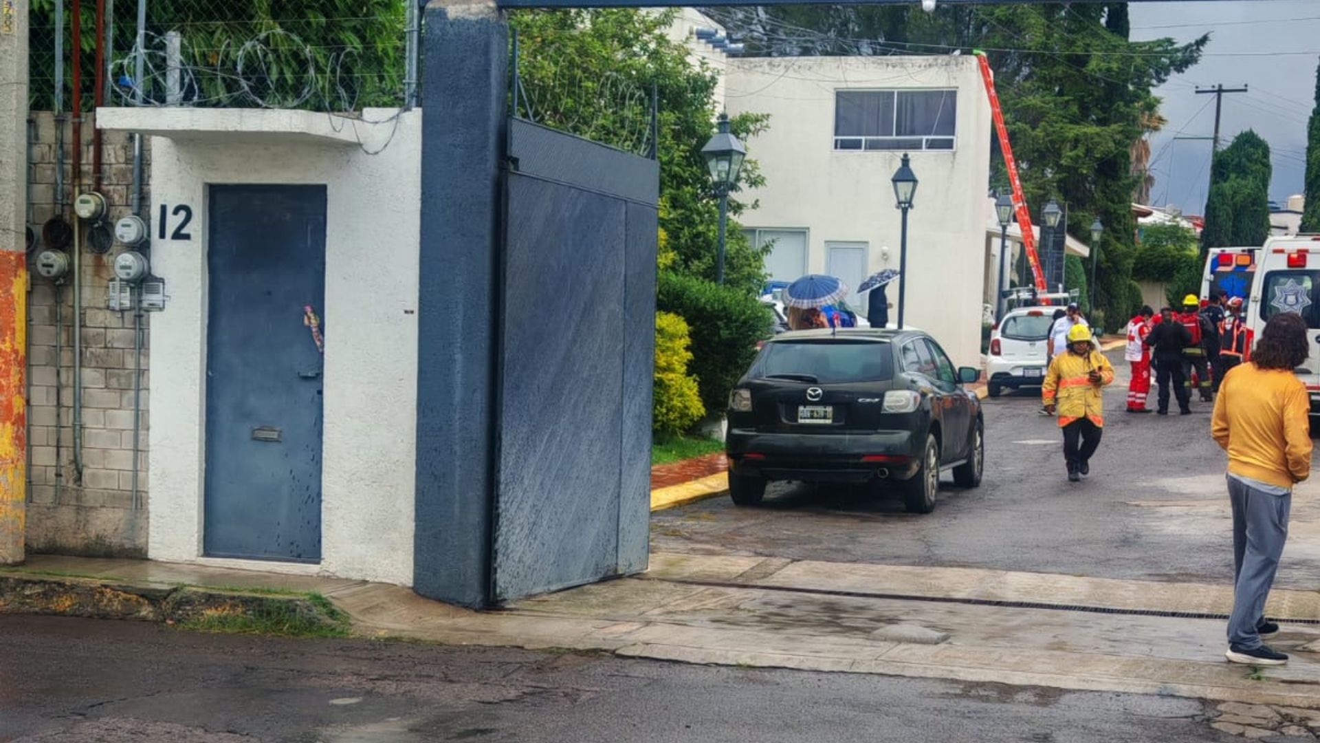 Trabajador Muerto Electrocutado Inmueble Colonia San José Xilotzingo Puebla