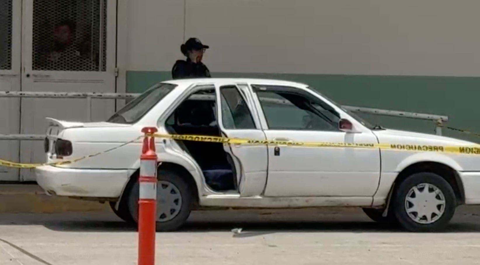 Se confirmó que la mujer había fallecido cuando arribó al nosocomio.
