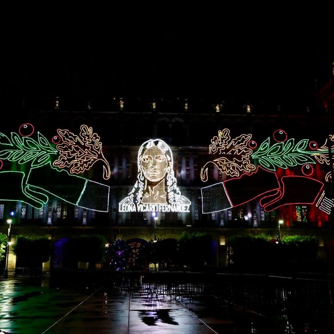 Conoce Quiénes Son las Mujeres de la Independencia que Están en el Alumbrado Patrio del Zócalo CDMX 2026