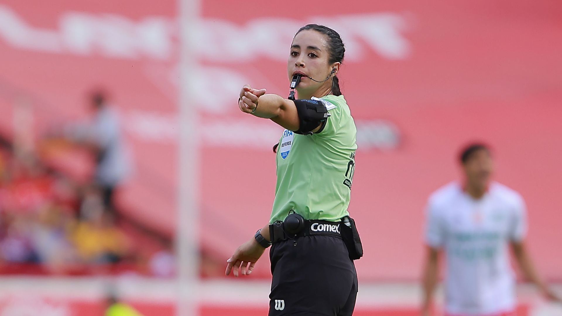 Katia Itzel García, árbitra mexicana