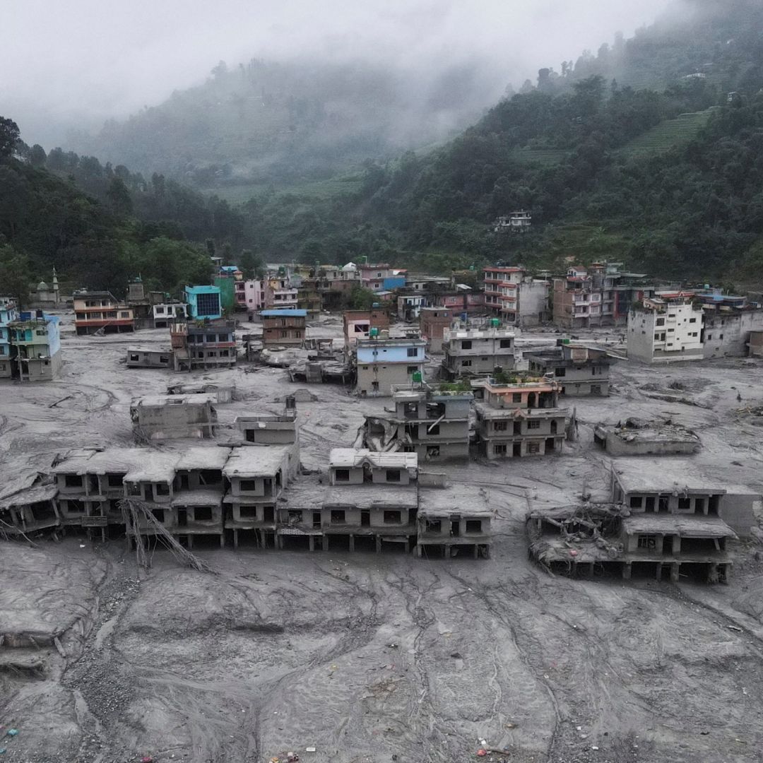 Vista aérea de la zona afectada por la riada en Devighat, distrito de Nuwakot, en Nepal