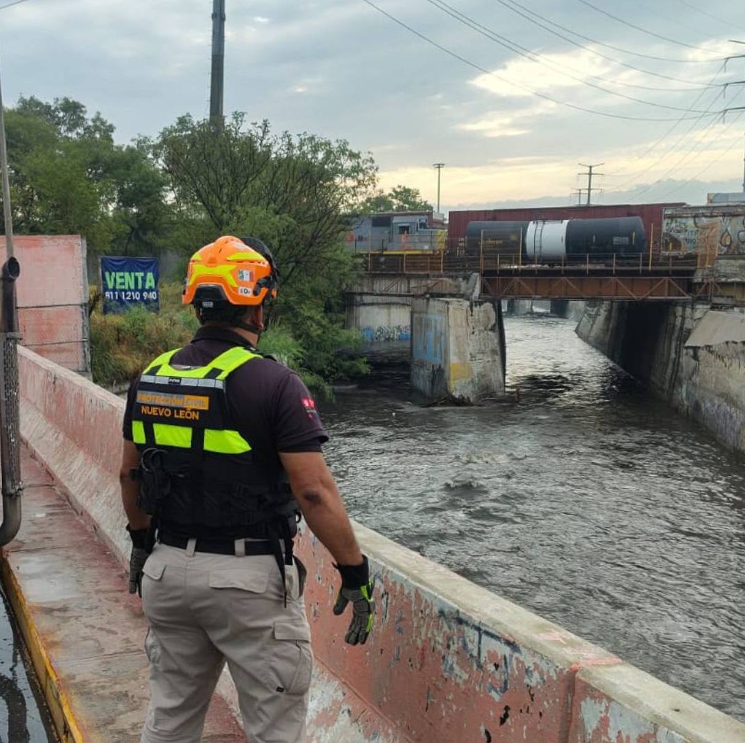 Incrementa Nivel de Agua del Arroyo Topo Chico tras Lluvias