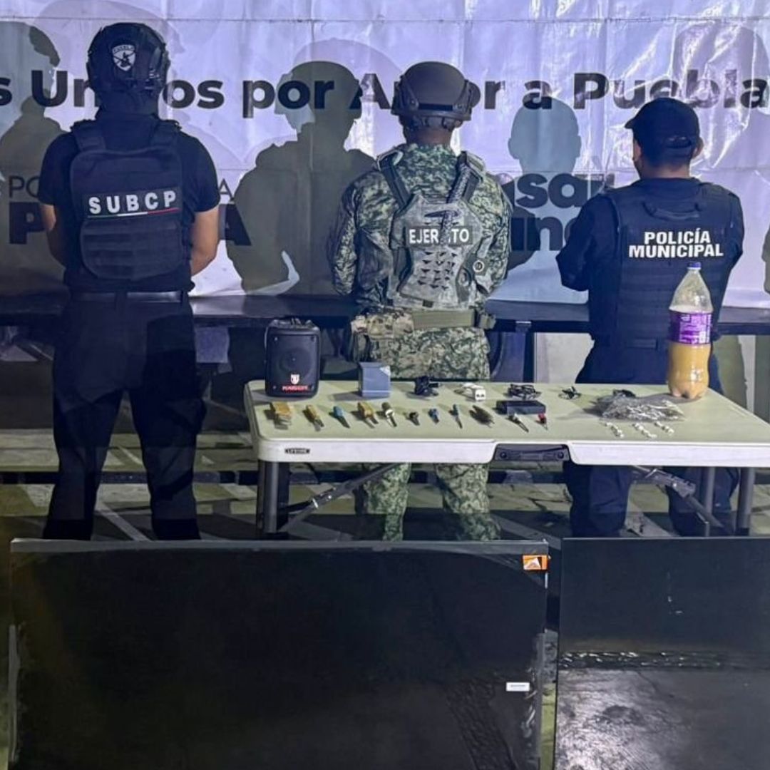 Objetos Punzocortantes Dosis Droga Marihuana Cristal Operativo Penal Cereso Tehuacán Puebla