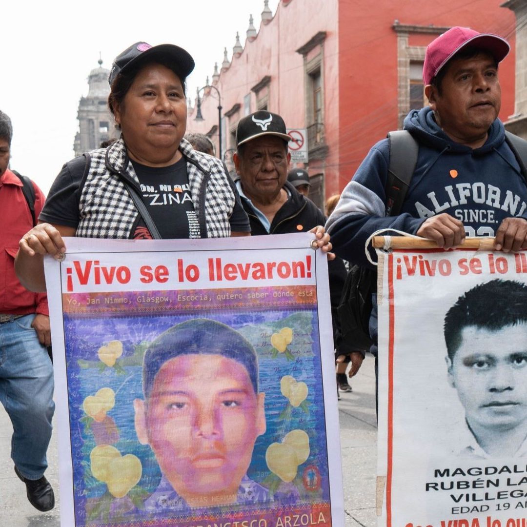Protesta de padres de normalistas desaparecidos de Ayotzinapa