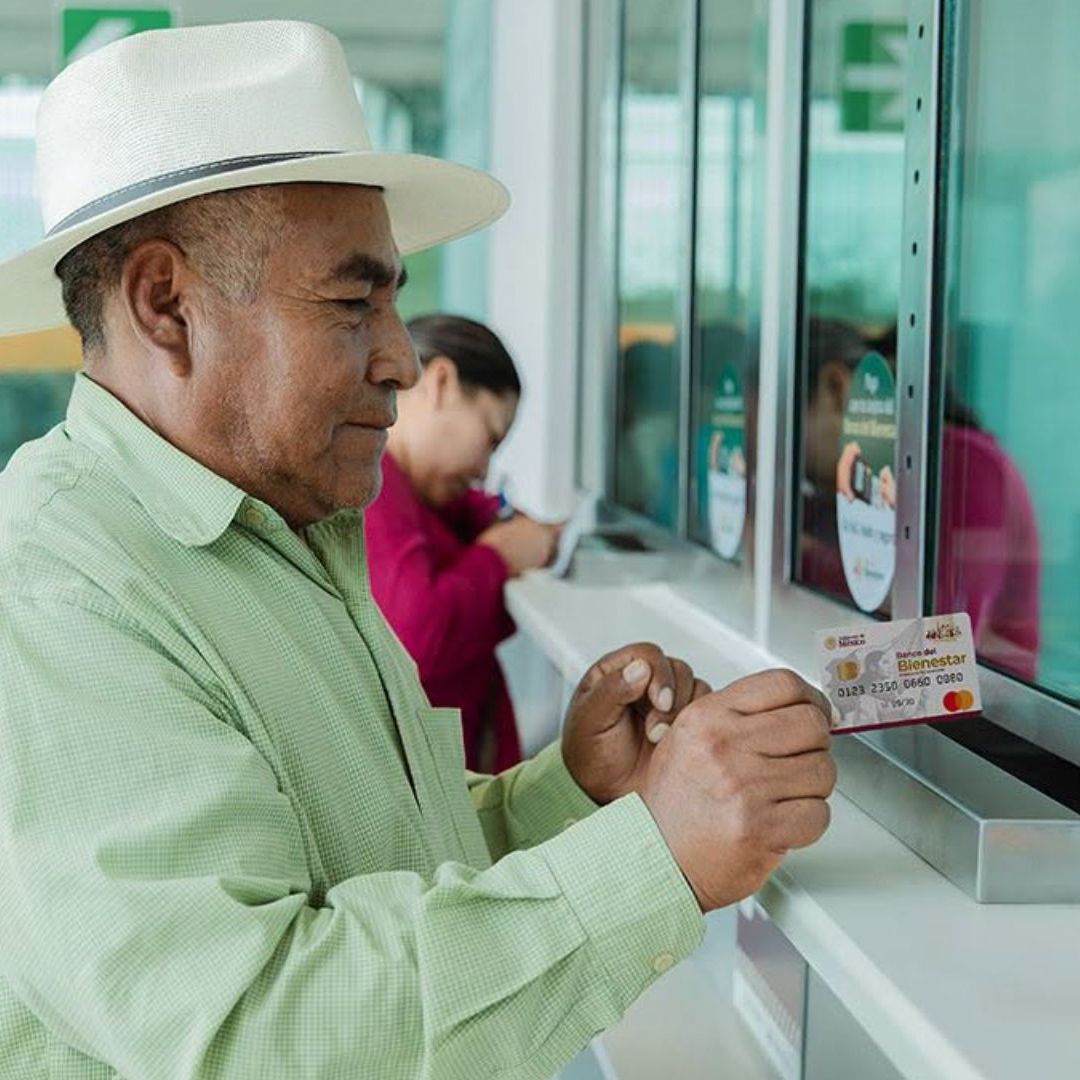 Checa Qué Apellidos Cobran la Pensión Bienestar el 1 y 8 de Septiembre