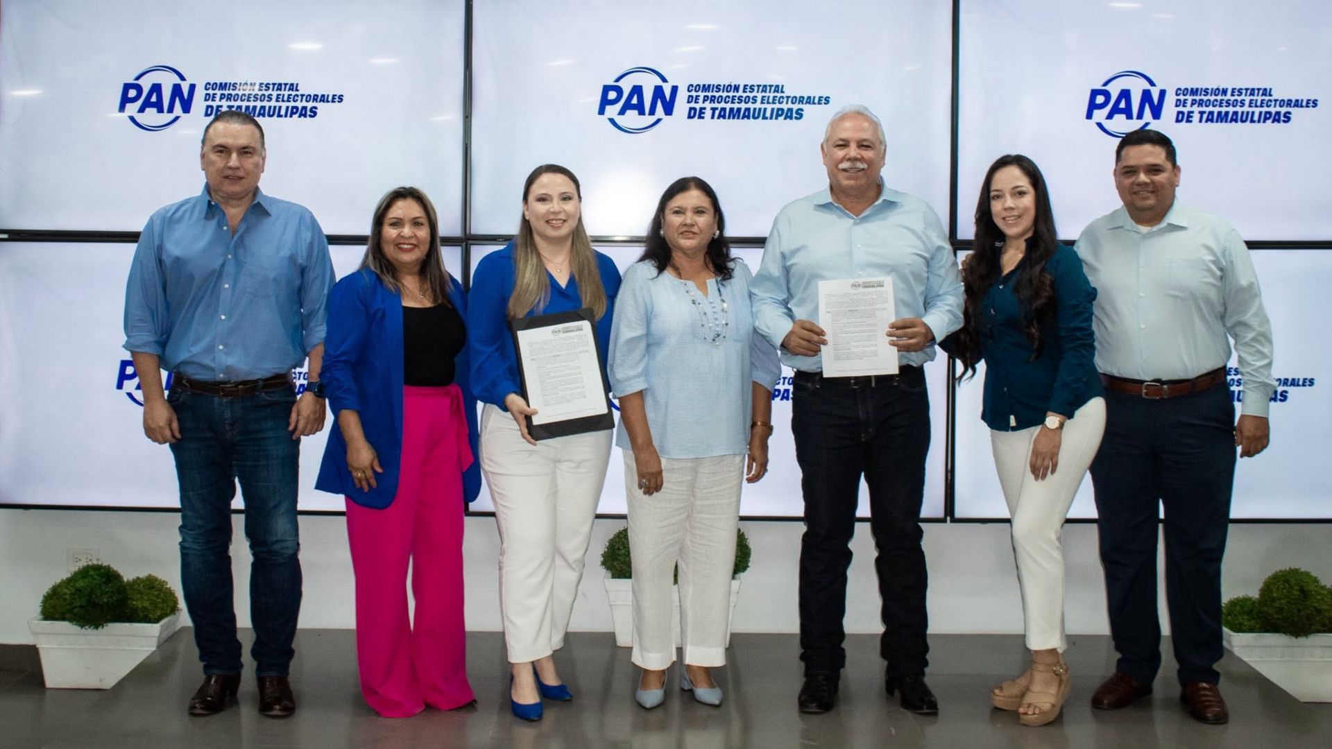 Integrantes de una de la planilla que busca dirigir al PAN en Tamaulipas