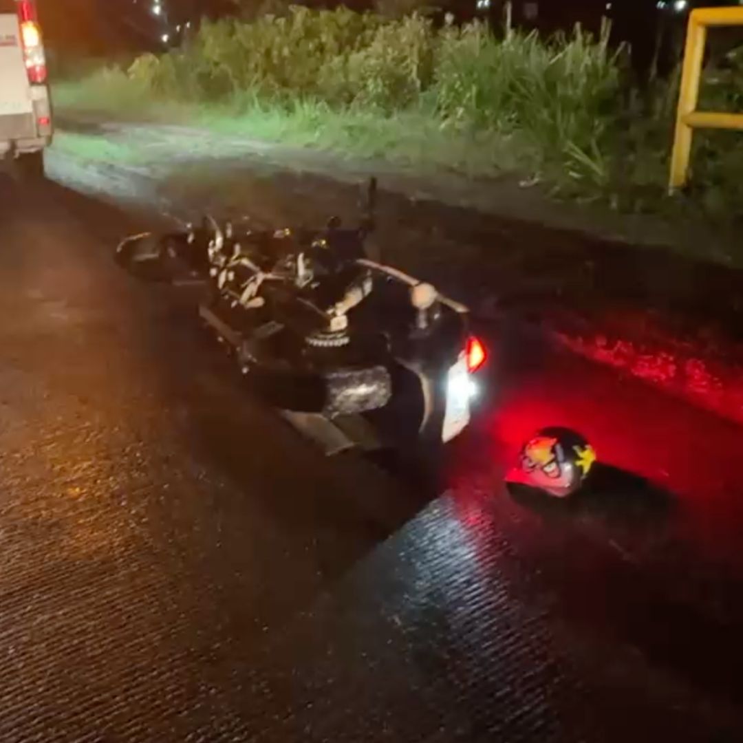 Pareja de Motociclistas Termina Lesionada tras Choque en Tuxpan, Veracruz