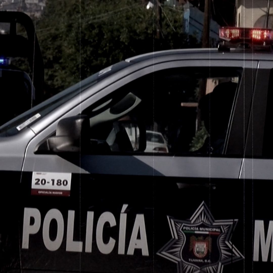 Detienen a Pareja con Arma de Fuego en el Ejido Coronel en Ensenada, BC