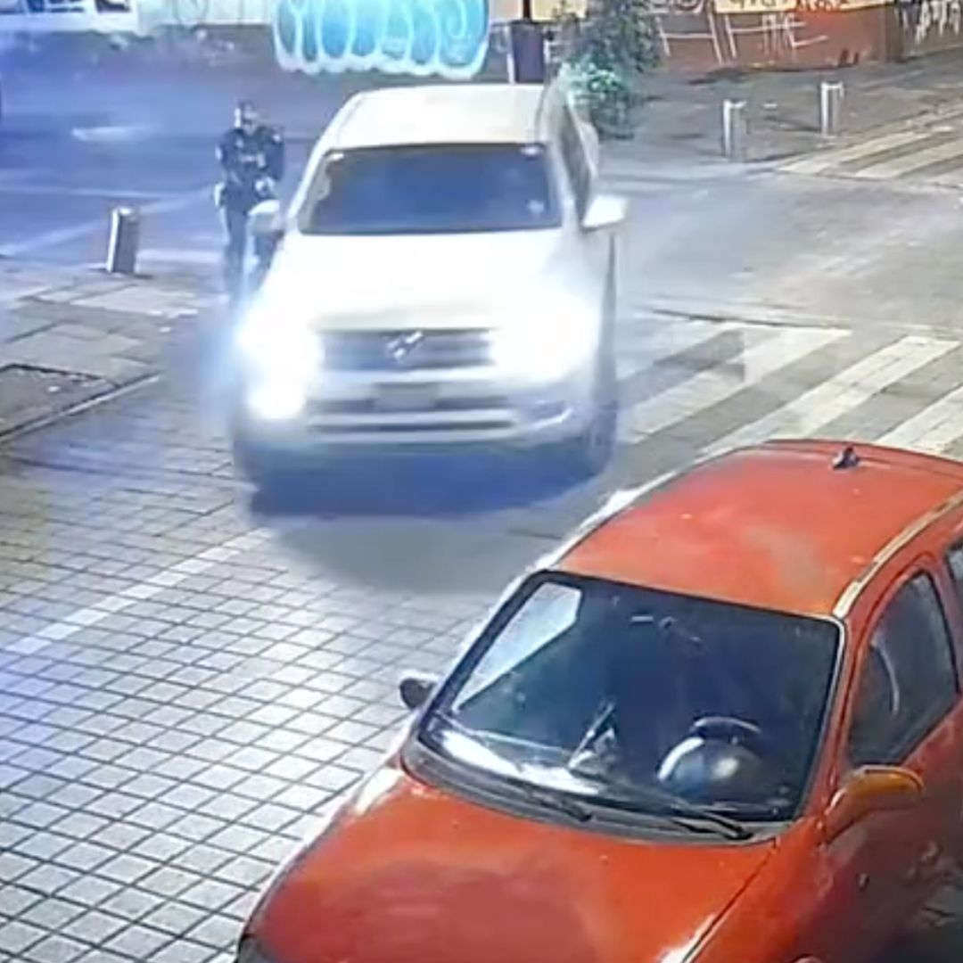 Los ocupantes de la camioneta aceleraron cuando llegó la patrulla.