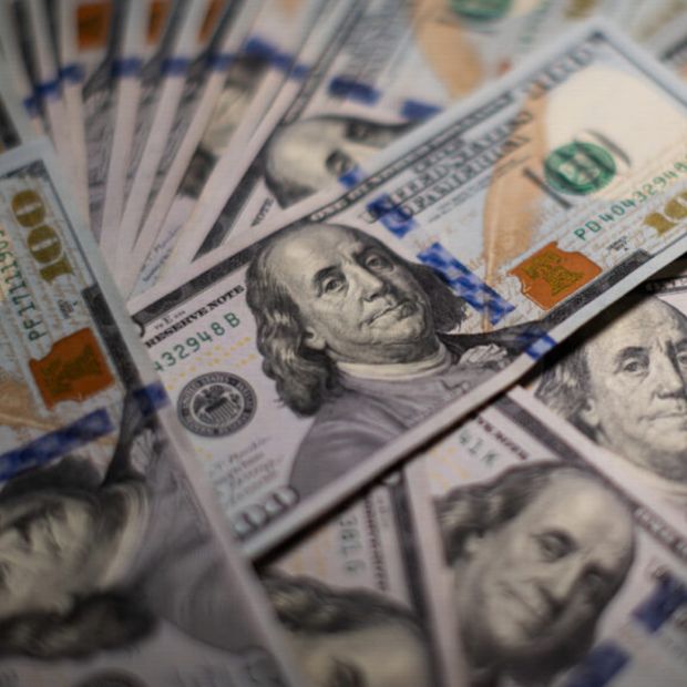 Billetes de 100 dólares