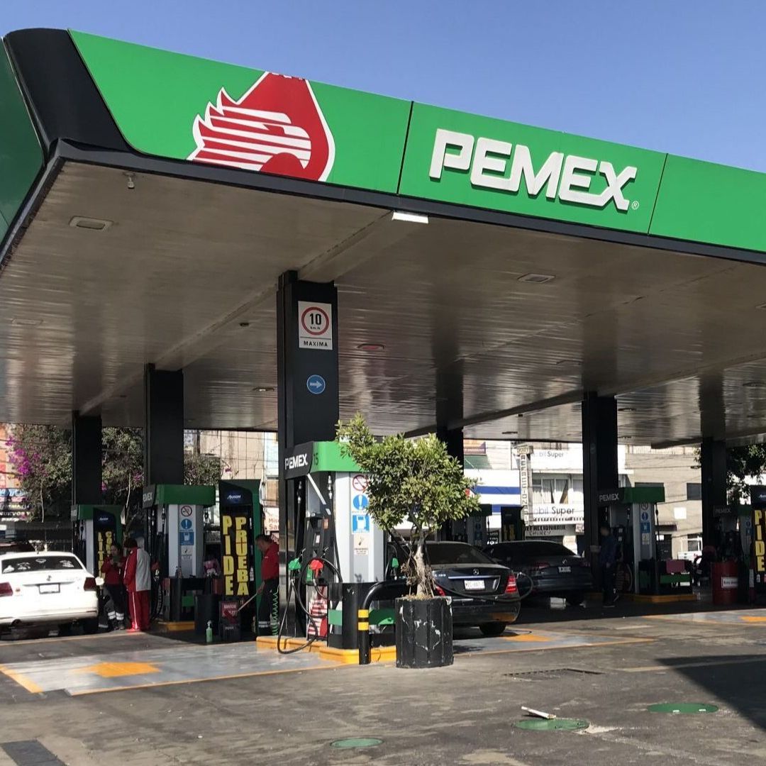 Estación de carga de gasolina en CDMX