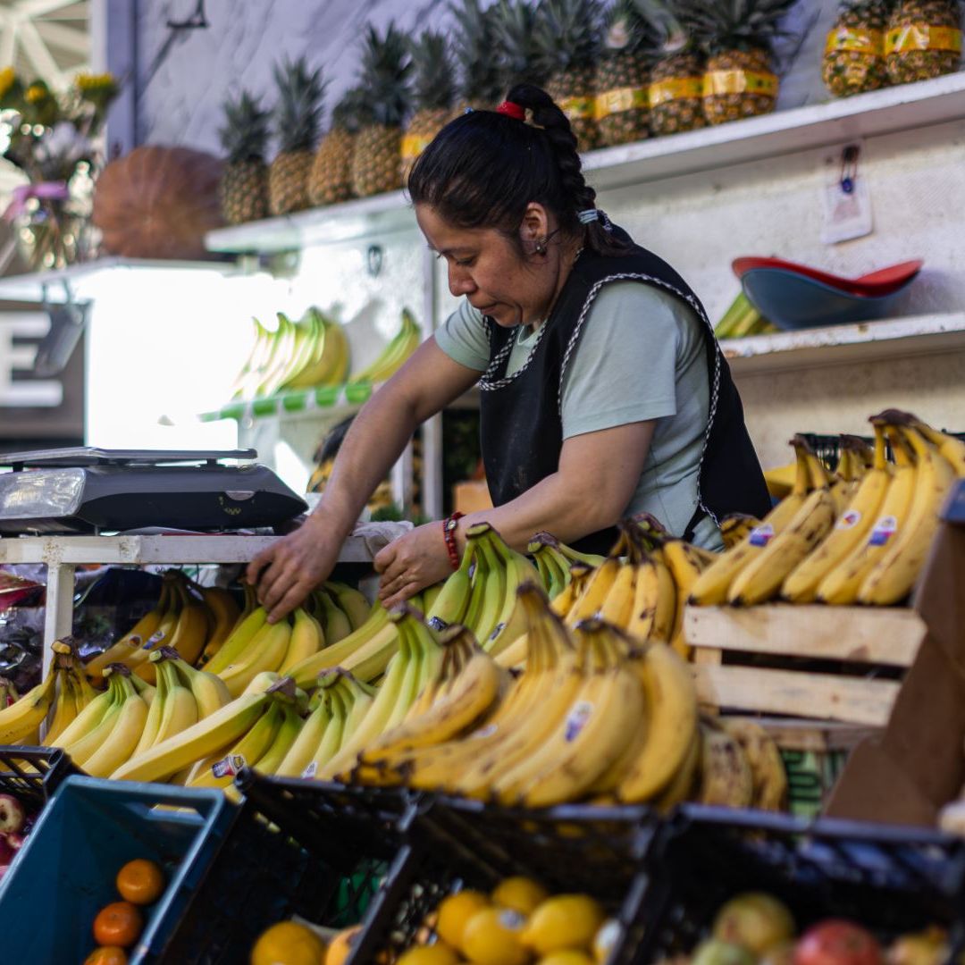 Venta de frutas y verduras en mercados de la CIudad de México. Foto: N+