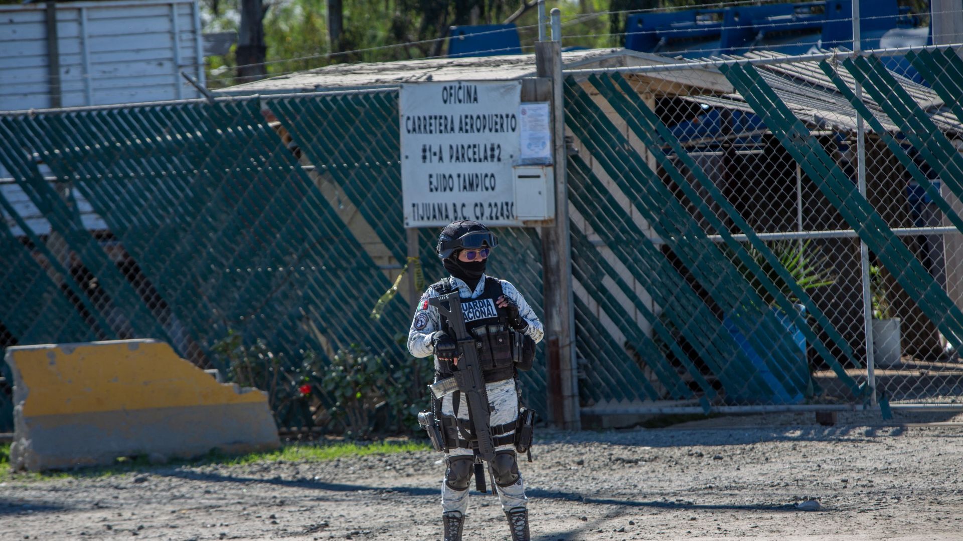 Balacera en Inmediaciones del Aeropuerto de Tijuana Deja Un Muerto y Un Herido