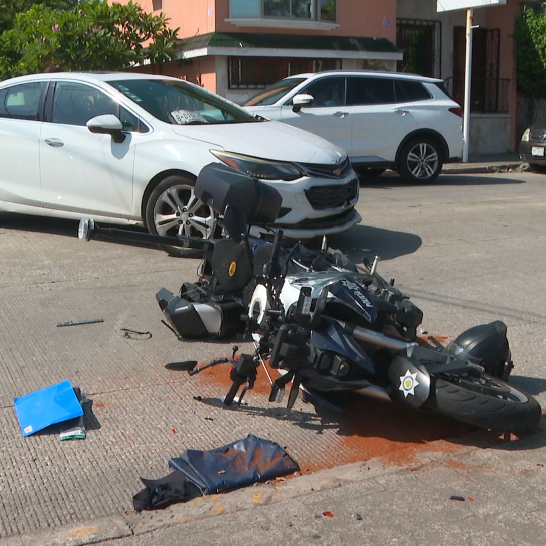 Elemento de la Policía Estatal Termina Lesionado tras Choque en Boca del Río, Veracruz