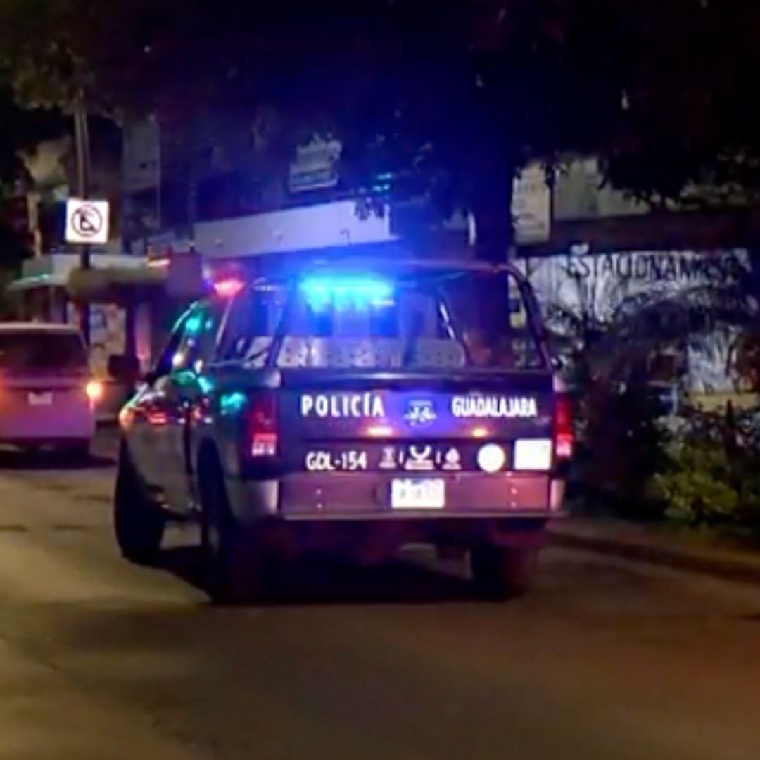 Policia muere en Centro Joyero
