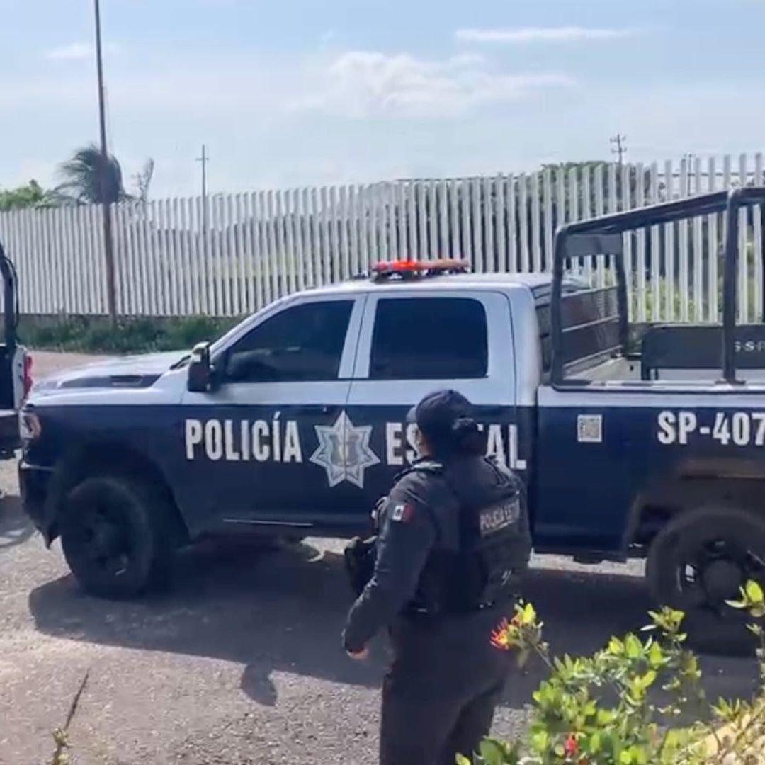 movilización por traslado de policías detenidos en Ixhuatlán del Sureste, presuntamente relacionados al caso de la periodista Roxana Berenice