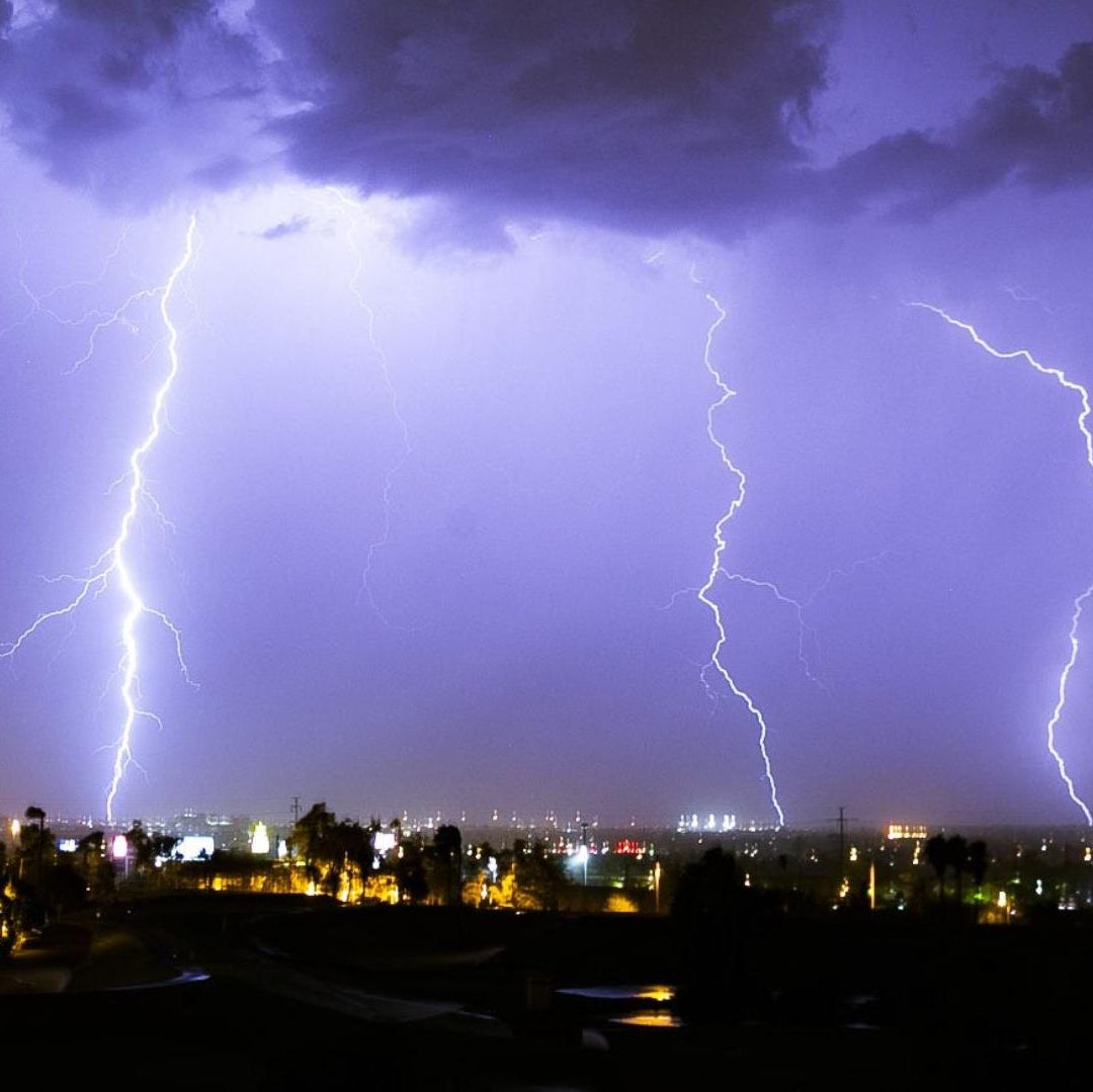 Tormenta eléctrica sobe Phoenix
