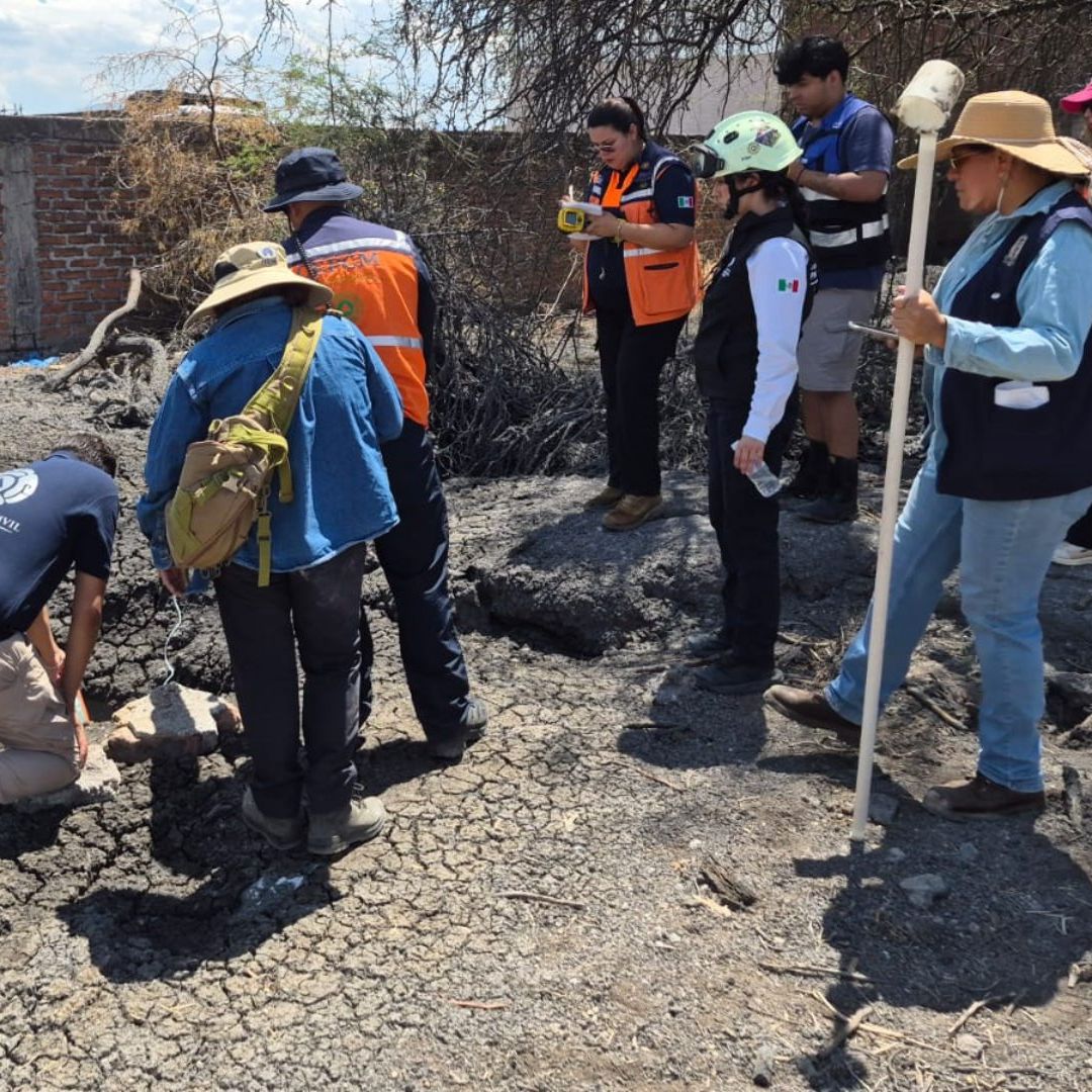 Pozo de lodo en Ixtlán de los Hervores, en Michoacán