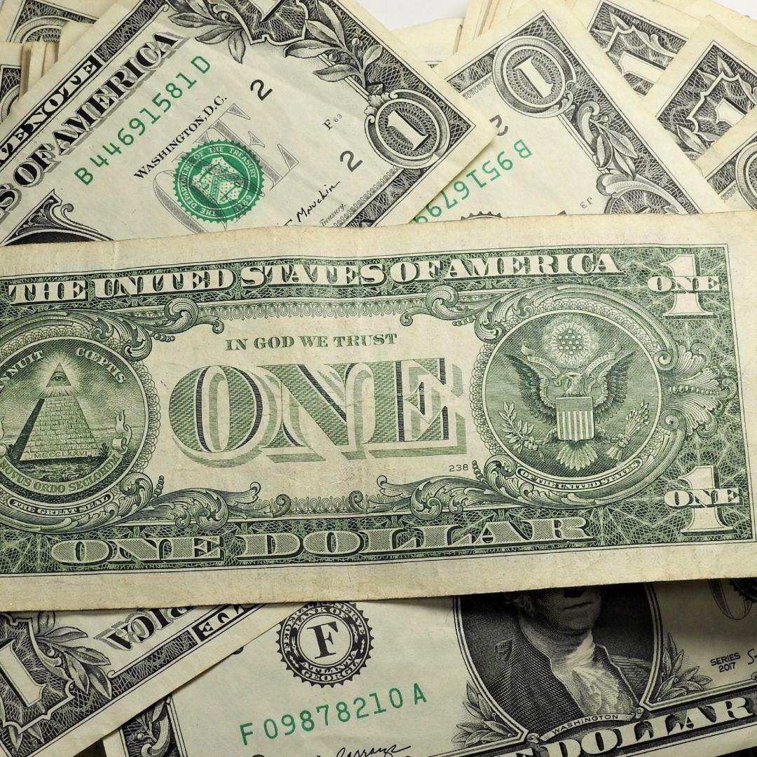 Fajo de billetes de un dólar