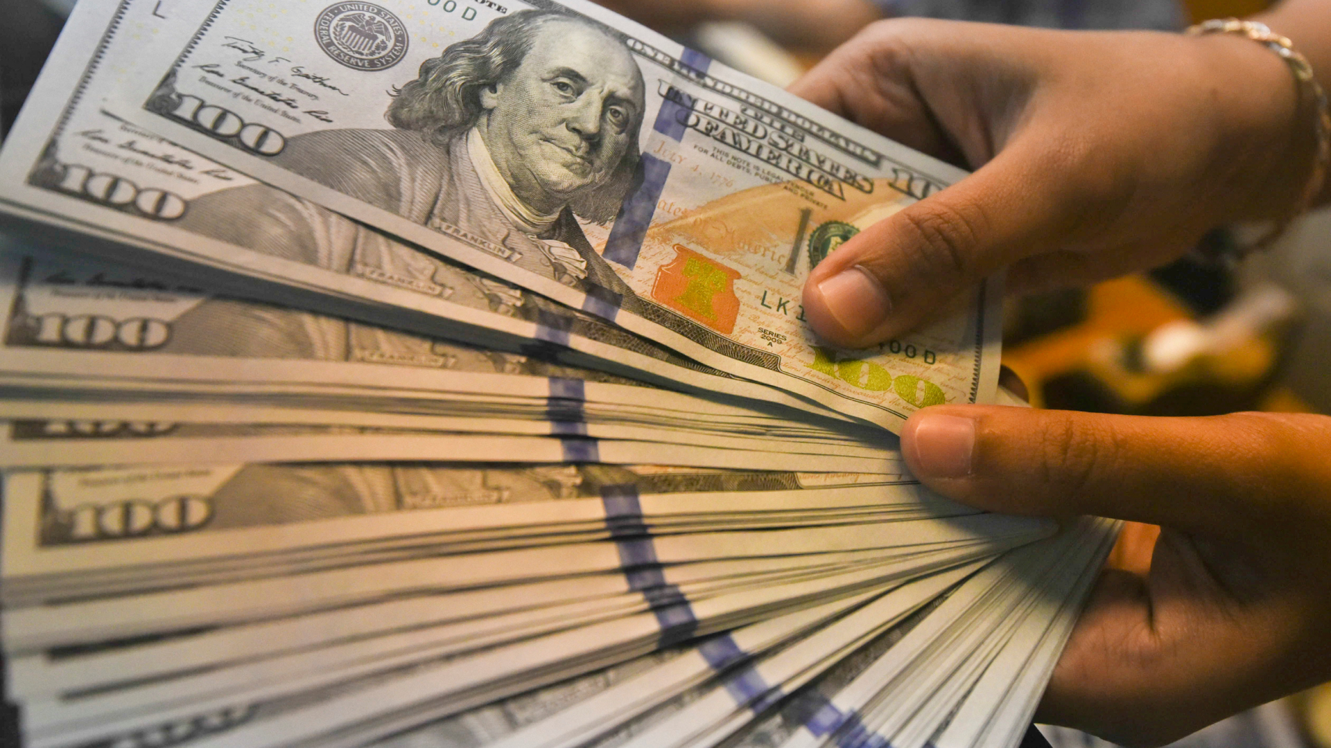 Precio del Dólar Hoy Viernes 10 de Julio de 2026: ¿Cómo Está el Tipo de Cambio con el Peso?