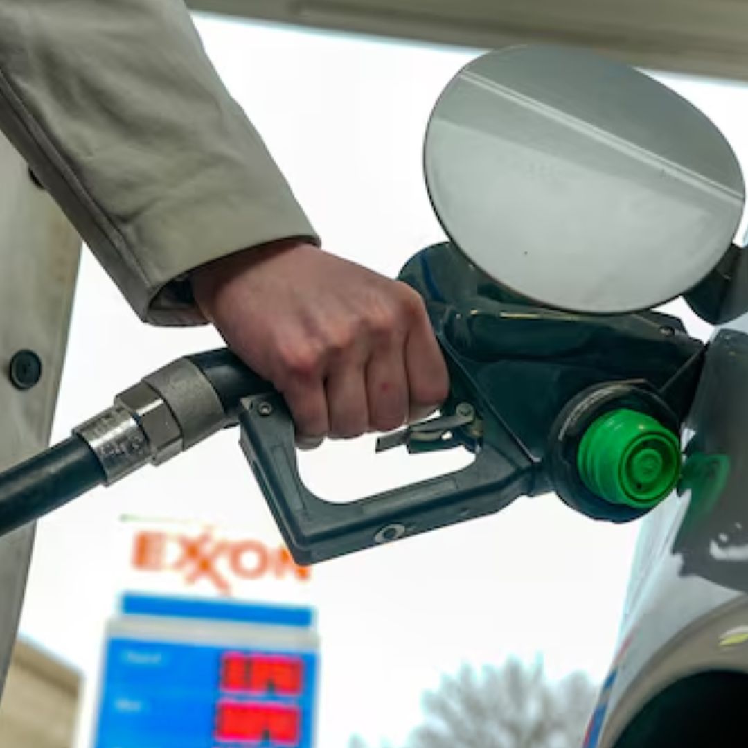 Gasolina Sube de Precio y Diésel se Dispara Hasta Alcanzar Récord