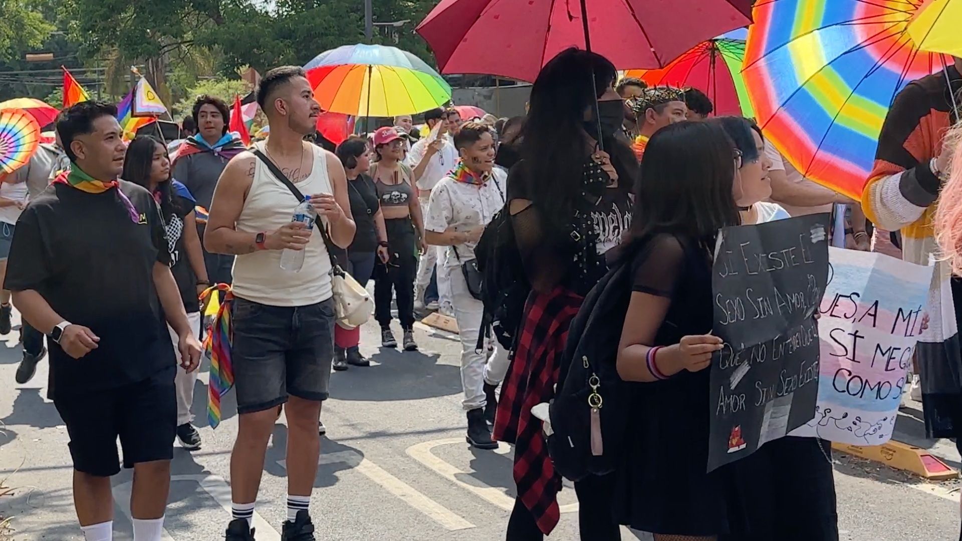 Marcha y actividades por el mes del orgullo en Guadalajara